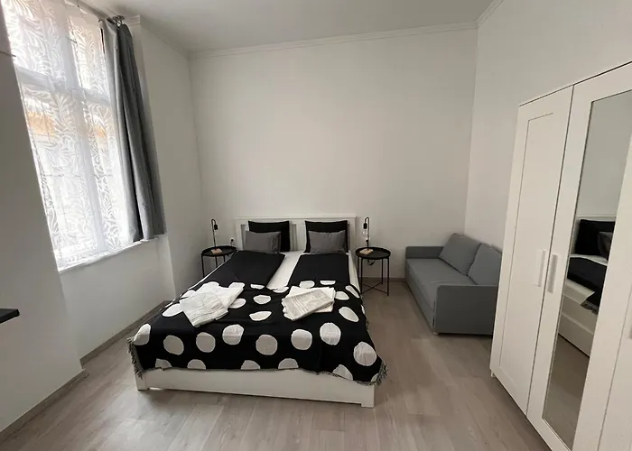 Mano Studios Budapest I